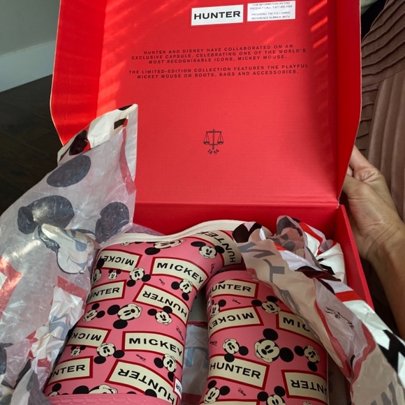 Hunter rain boots - Picture 2 of 4